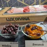 Hotel Lux Divina 3*