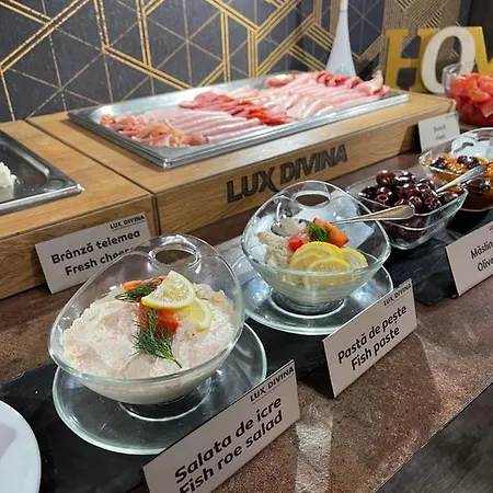 Lux Divina מלון בראשוב