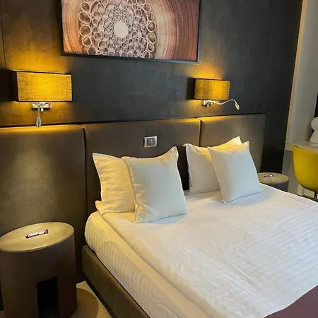 Lux Divina 3* בראשוב