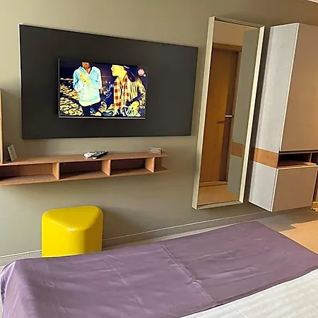 Lux Divina Hotel