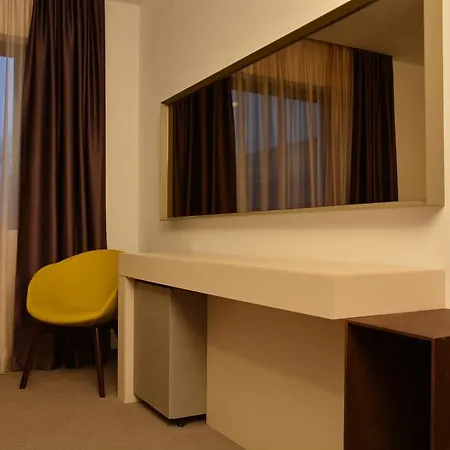 Lux Divina מלון 3*