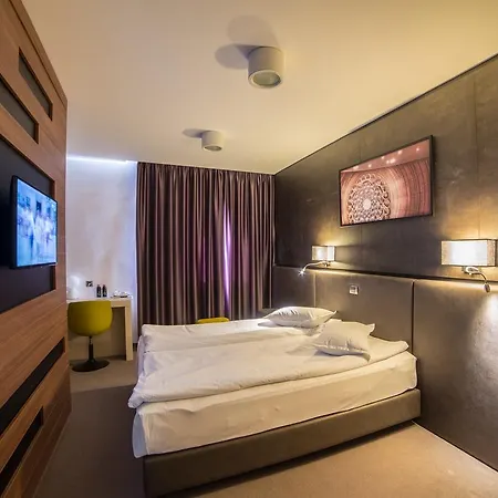 מלון Lux Divina בראשוב