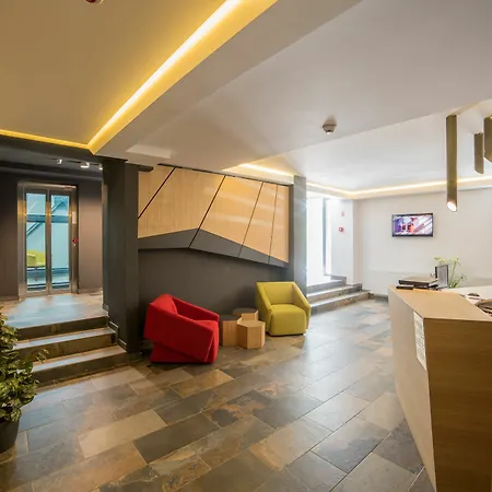 Otel Lux Divina 3*