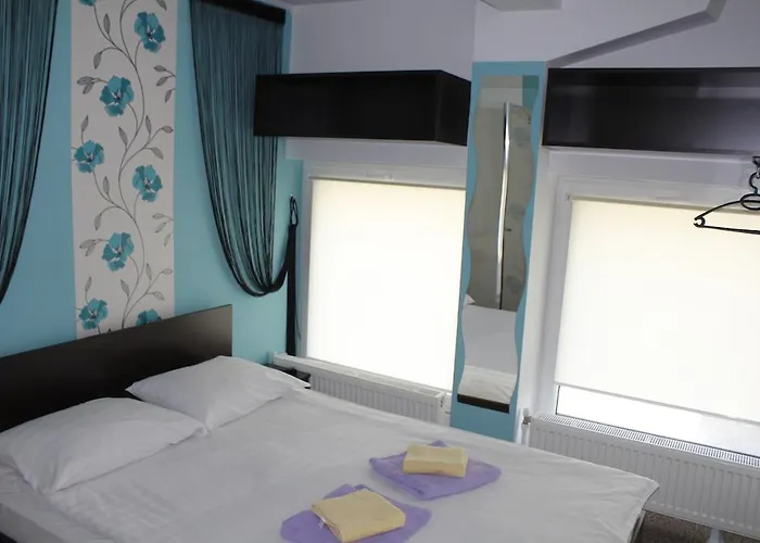 Hotel Lux Divina 3*